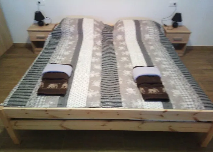 Apartmaji Matazin شقة Črni Kal